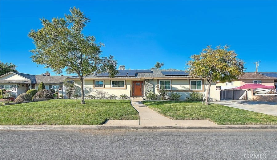 Property photo for 739 E Navilla, Covina, CA