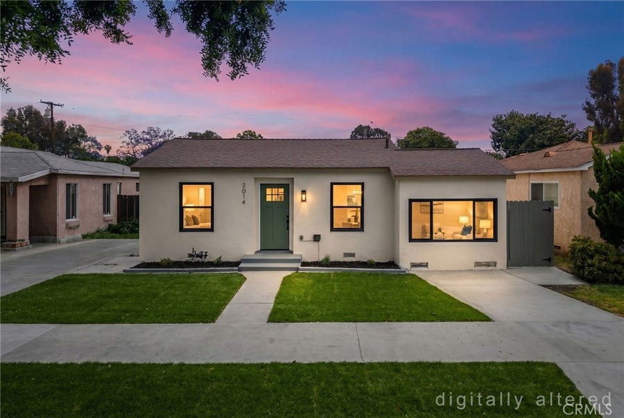Property photo for 2014 Easy Avenue, Long Beach, CA