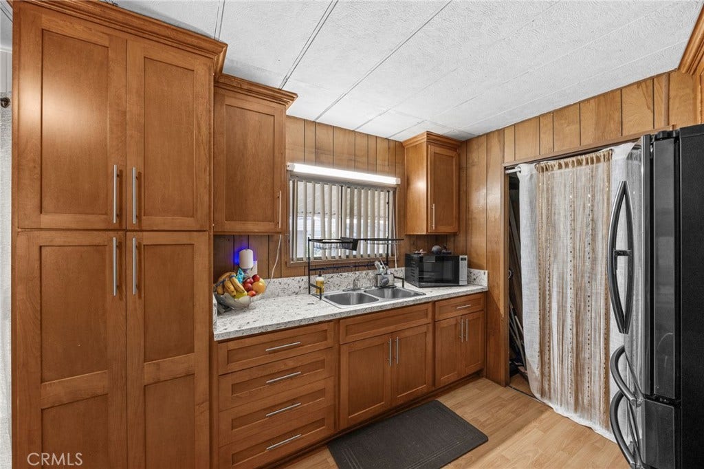 23301 Ridge Route Drive, #109, Laguna Hills, CA 92653 23301 Ridge Route Drive, #109, Laguna Hills, CA 92653