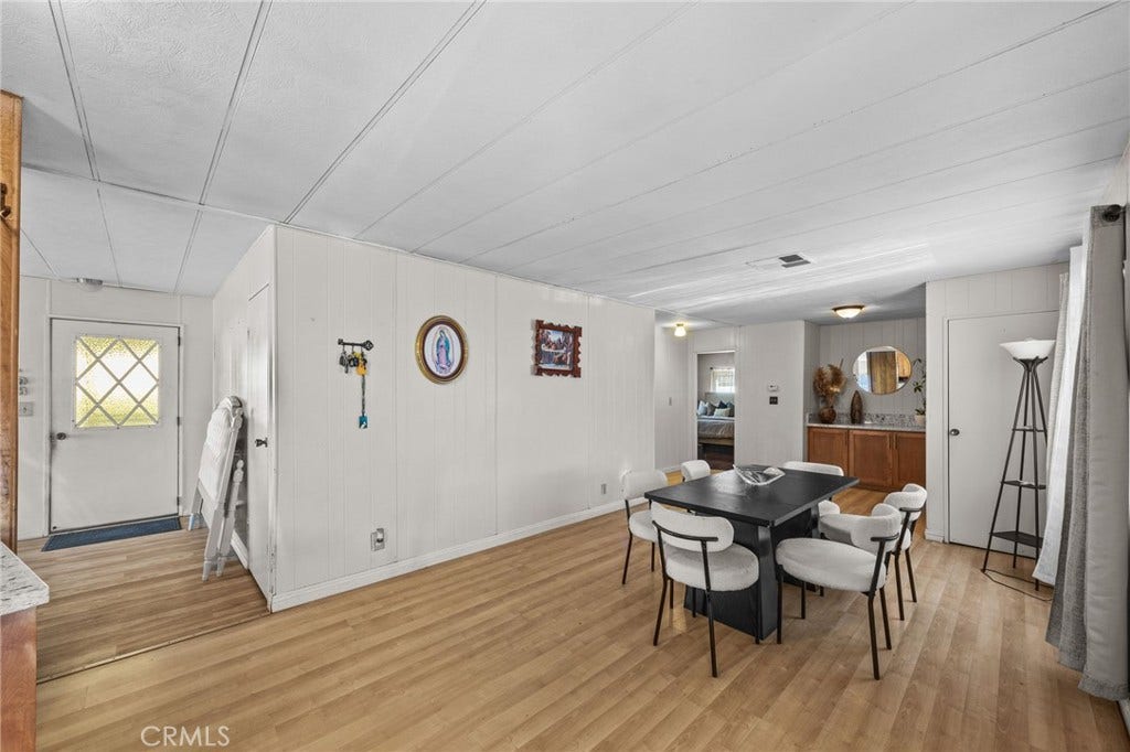 23301 Ridge Route Drive, #109, Laguna Hills, CA 92653 23301 Ridge Route Drive, #109, Laguna Hills, CA 92653