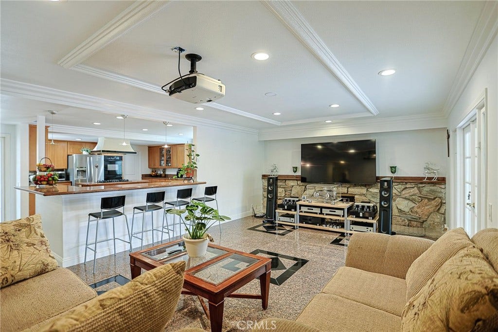 25532 Charlemagne, Laguna Hills, CA 92653