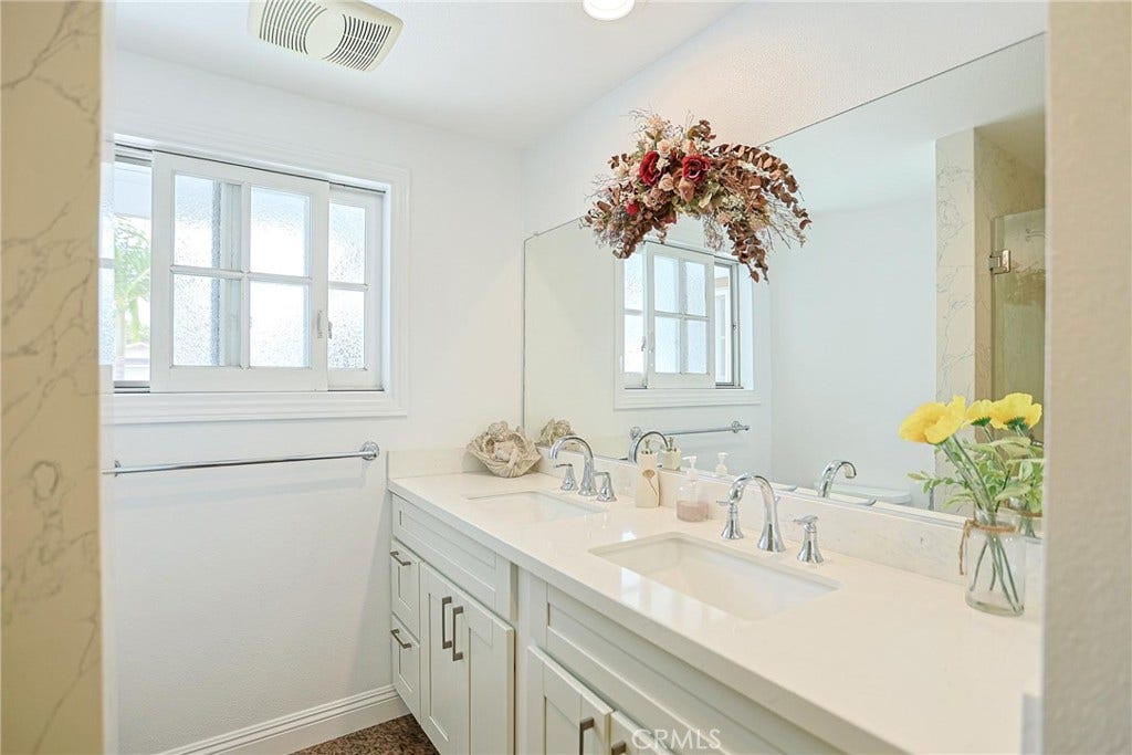 25532 Charlemagne, Laguna Hills, CA 92653