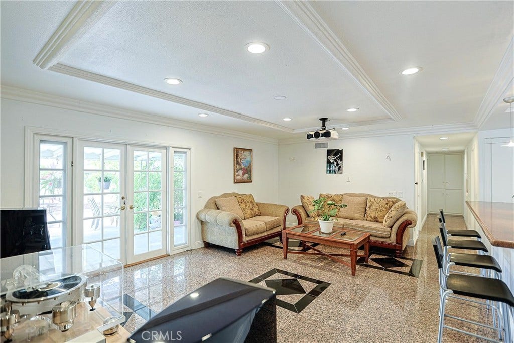 25532 Charlemagne, Laguna Hills, CA 92653