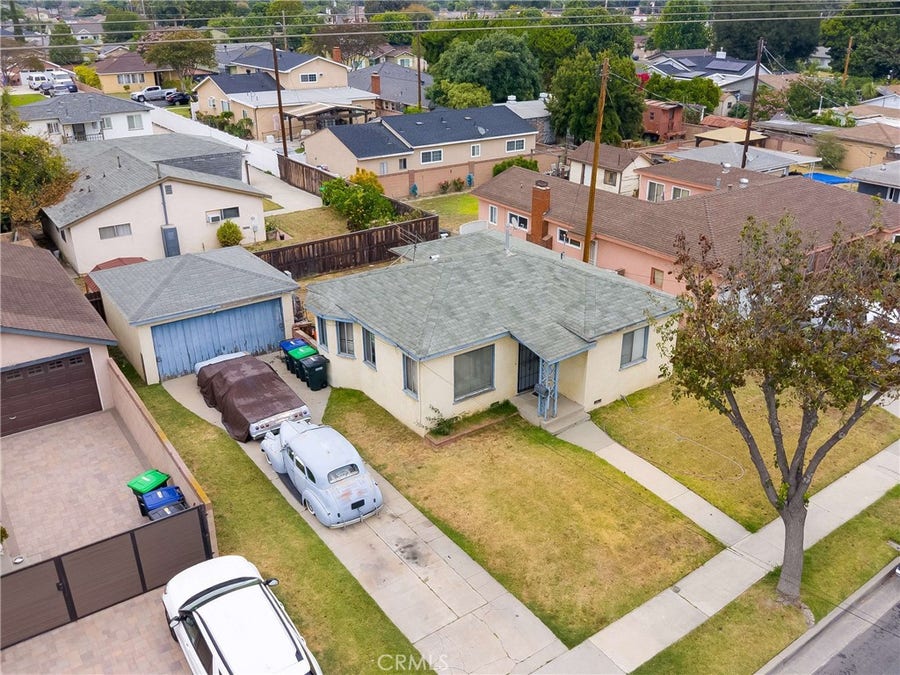 Property photo for 9121 Walnut, Bellflower, CA