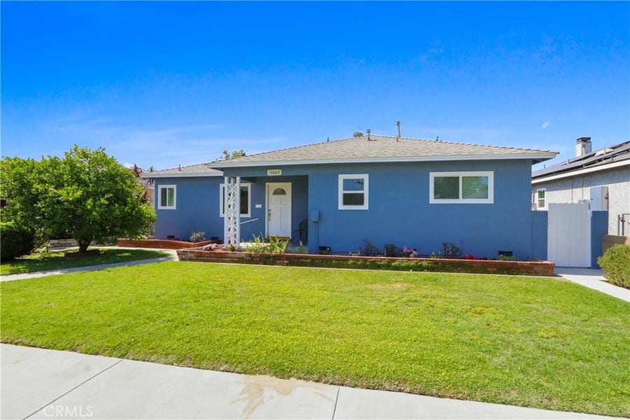 Property photo for 10006 Van Ruiten, Bellflower, CA