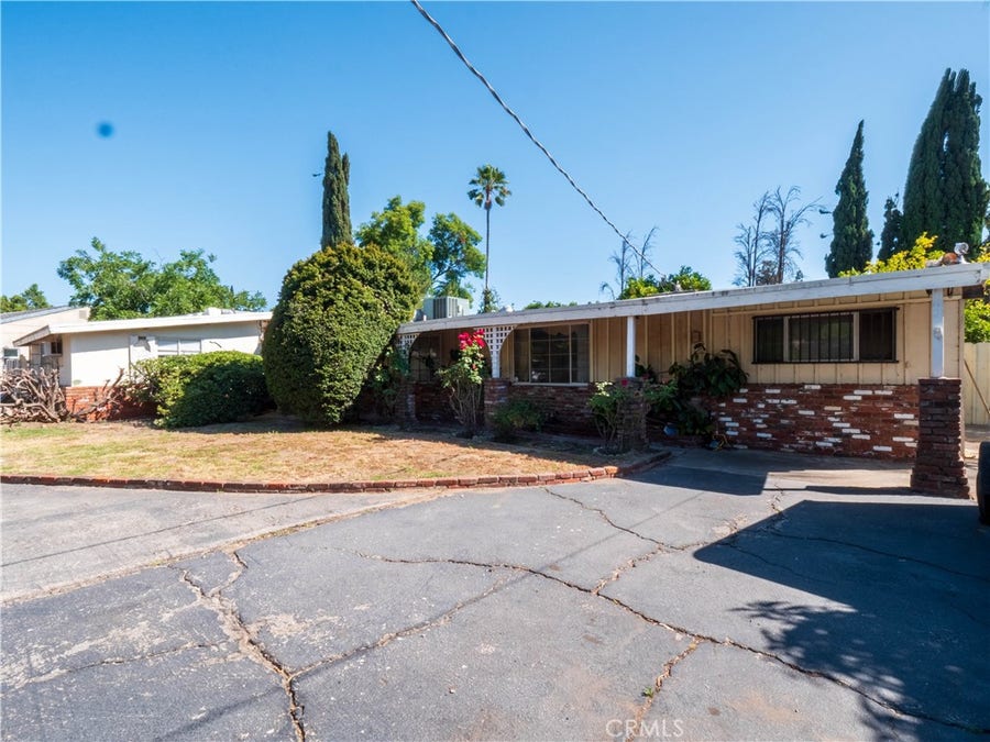 Property photo for 9281 Dorrington, Pacoima, CA