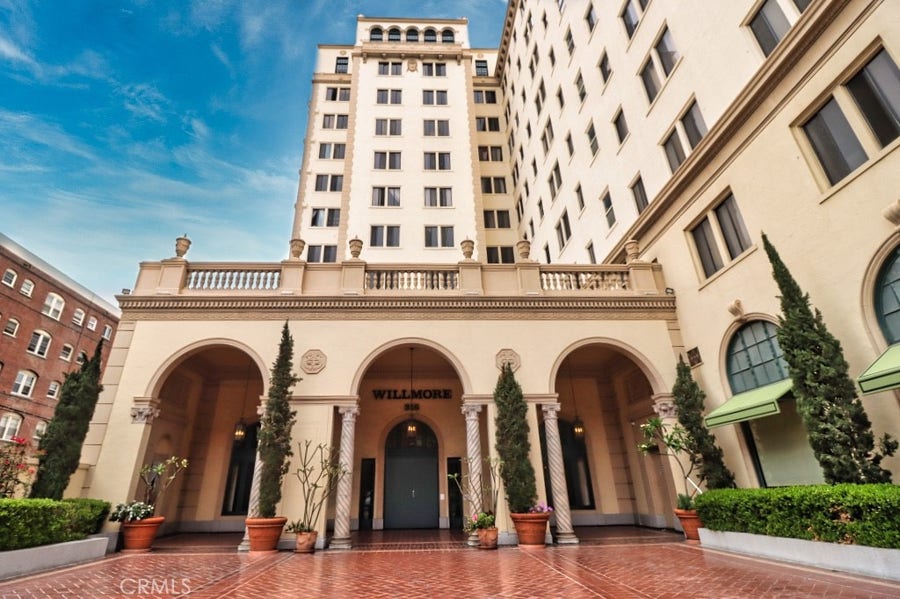Property photo for 315 W 3rd Street, #1006, Long Beach, CA