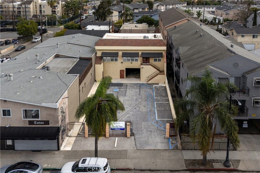 Property photo for 1082 Redondo, Long Beach, CA