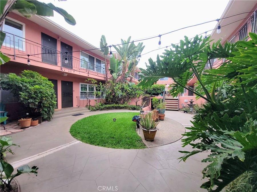 Property photo for 1023 E 1st, #08, Long Beach, CA