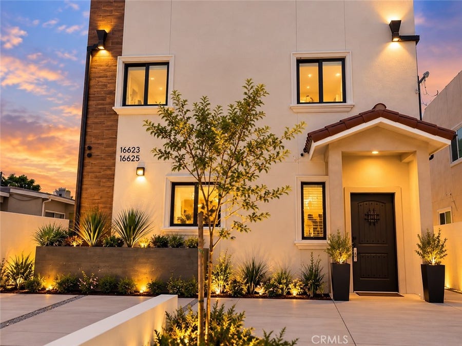 Property photo for 16623 Lake Avenue, Paramount, CA