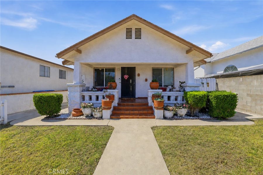 Property photo for 549 W 12th Street, San Pedro, CA