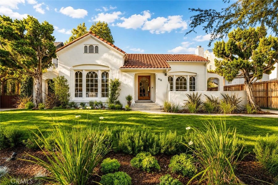 Property photo for 616 Lillian Way, Los Angeles, CA