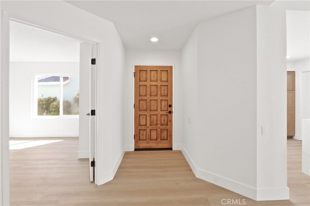 17 Rocky Creek, Laguna Hills, CA 92653 17 Rocky Creek, Laguna Hills, CA 92653