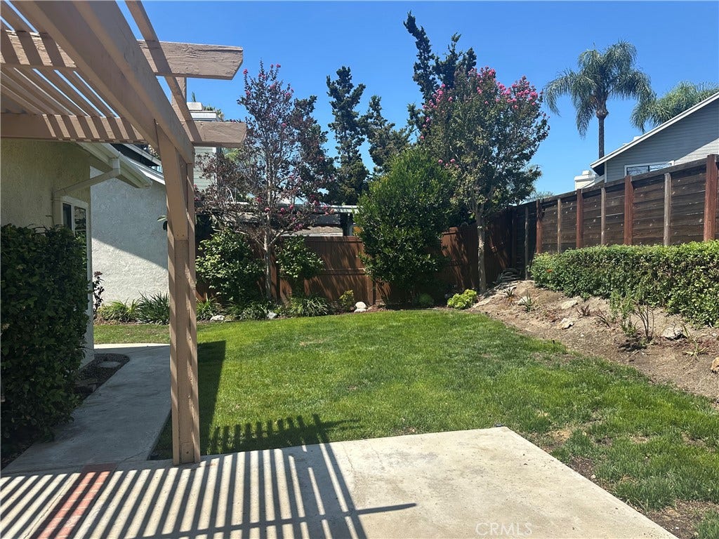 17 Rocky Creek, Laguna Hills, CA 92653 17 Rocky Creek, Laguna Hills, CA 92653