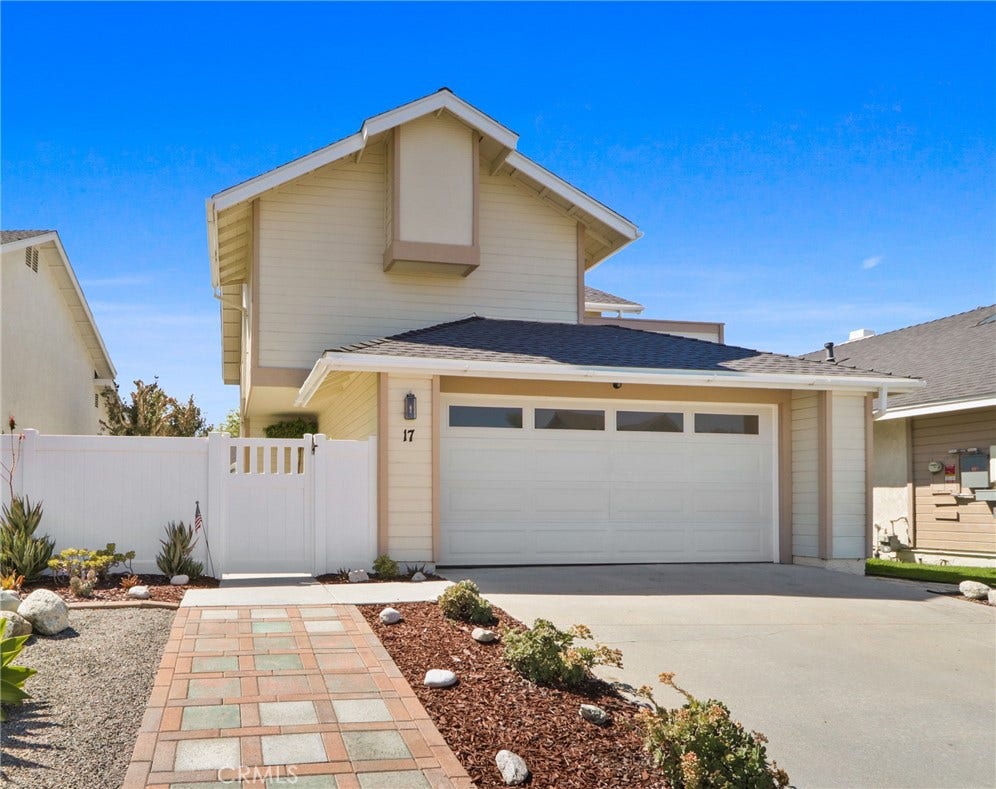 17 Rocky Creek, Laguna Hills, CA 92653 17 Rocky Creek, Laguna Hills, CA 92653