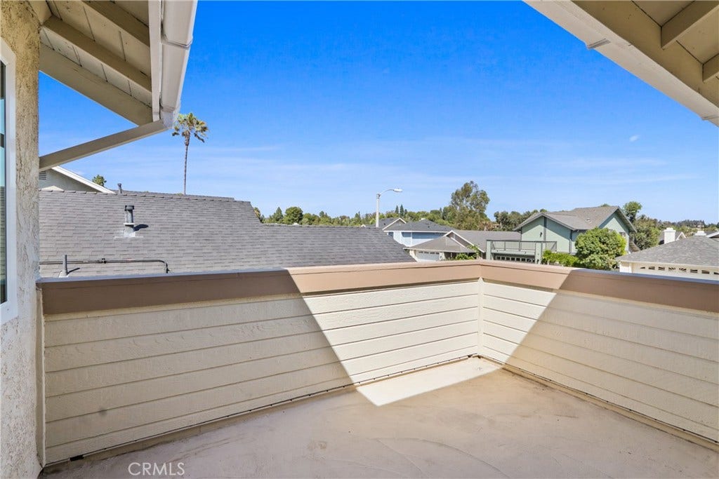 17 Rocky Creek, Laguna Hills, CA 92653 17 Rocky Creek, Laguna Hills, CA 92653