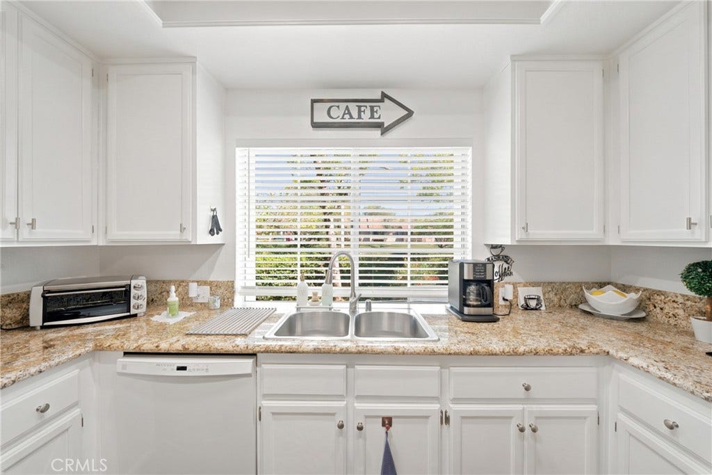 138 Via Contento, Rancho Santa Margarita, CA 92688 138 Via Contento, Rancho Santa Margarita, CA 92688