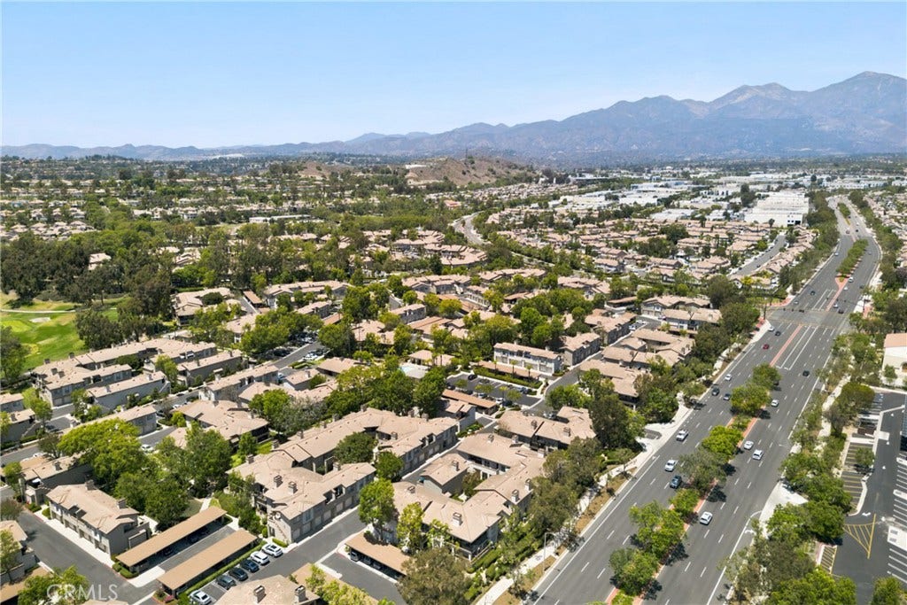 138 Via Contento, Rancho Santa Margarita, CA 92688 138 Via Contento, Rancho Santa Margarita, CA 92688