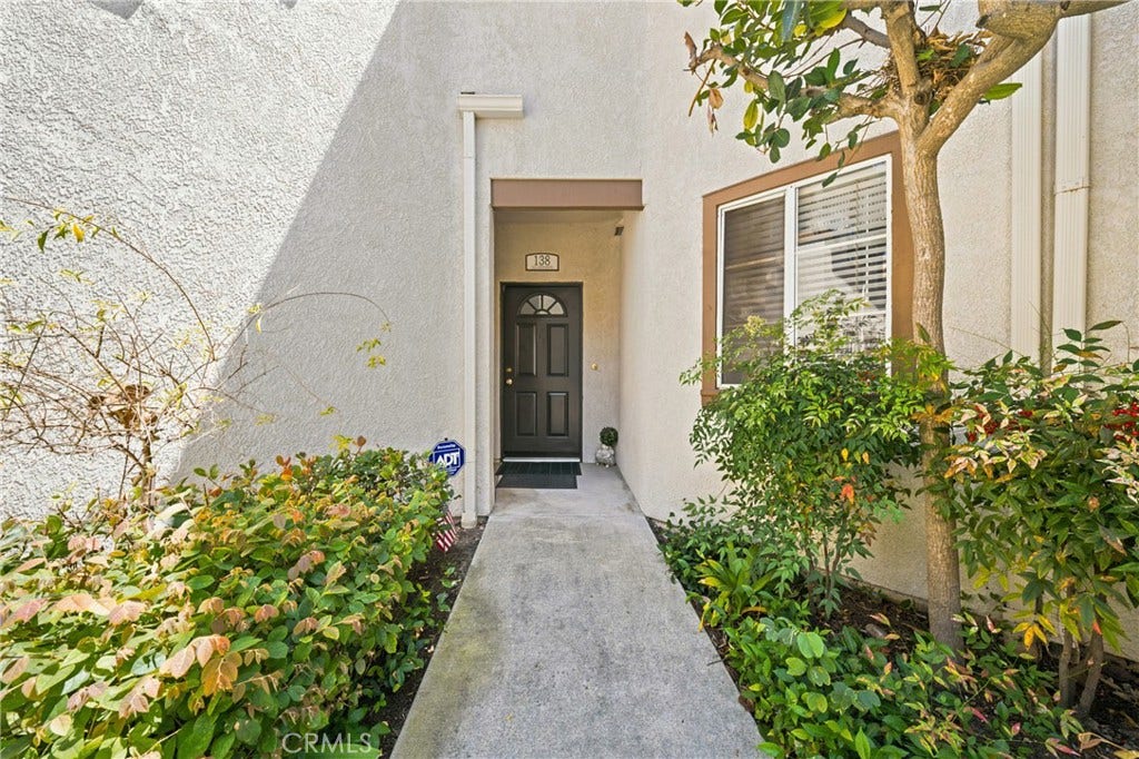 138 Via Contento, Rancho Santa Margarita, CA 92688 138 Via Contento, Rancho Santa Margarita, CA 92688