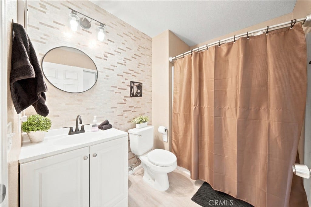 138 Via Contento, Rancho Santa Margarita, CA 92688 138 Via Contento, Rancho Santa Margarita, CA 92688