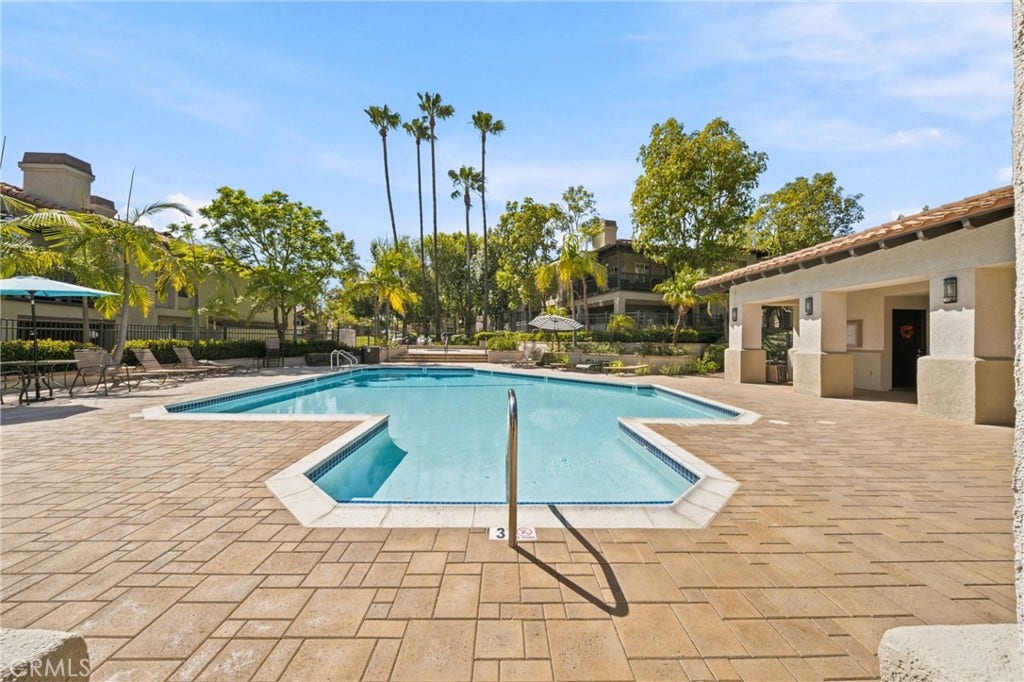 138 Via Contento, Rancho Santa Margarita, CA 92688 138 Via Contento, Rancho Santa Margarita, CA 92688