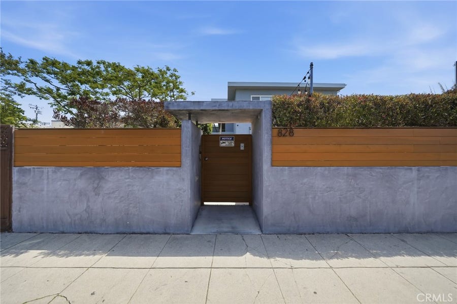 Property photo for 828 Indiana, Venice, CA