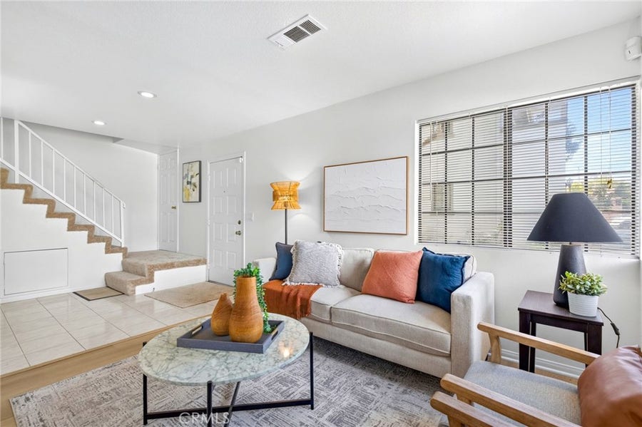 Property photo for 2529 California Avenue, Signal Hill, CA