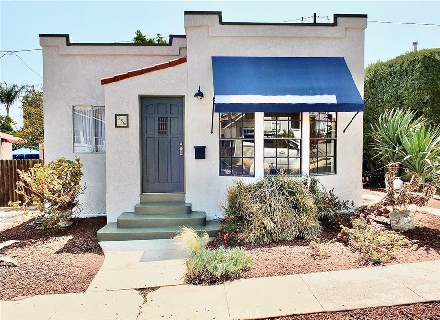Property photo for 336 Eliot Lane, Long Beach, CA