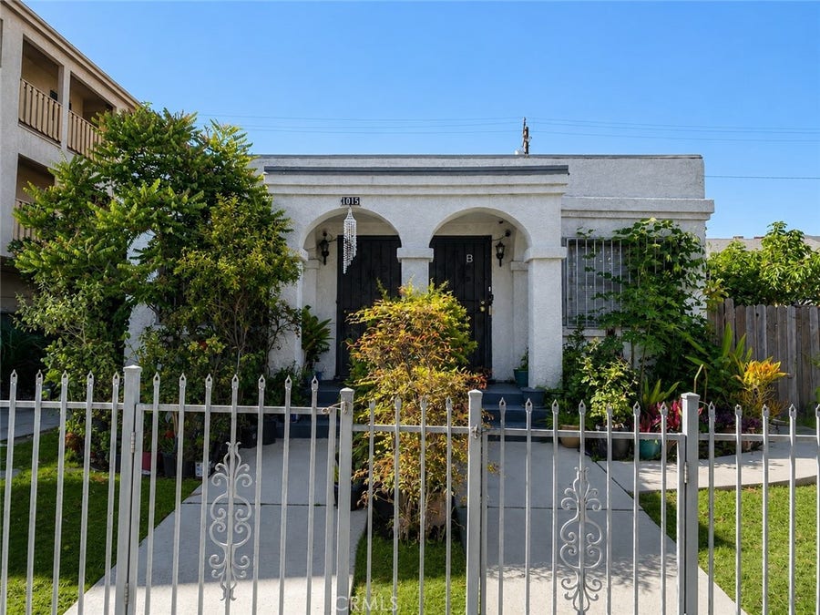 Property photo for 1015 Dawson Avenue, Long Beach, CA