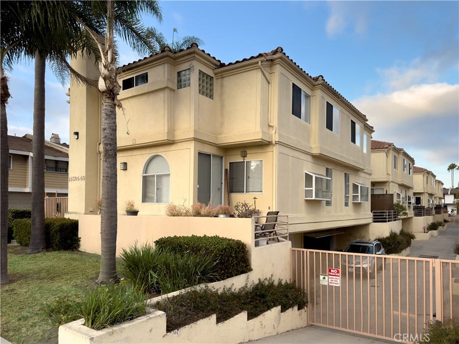 Property photo for 14526 Yukon Avenue, Hawthorne, CA
