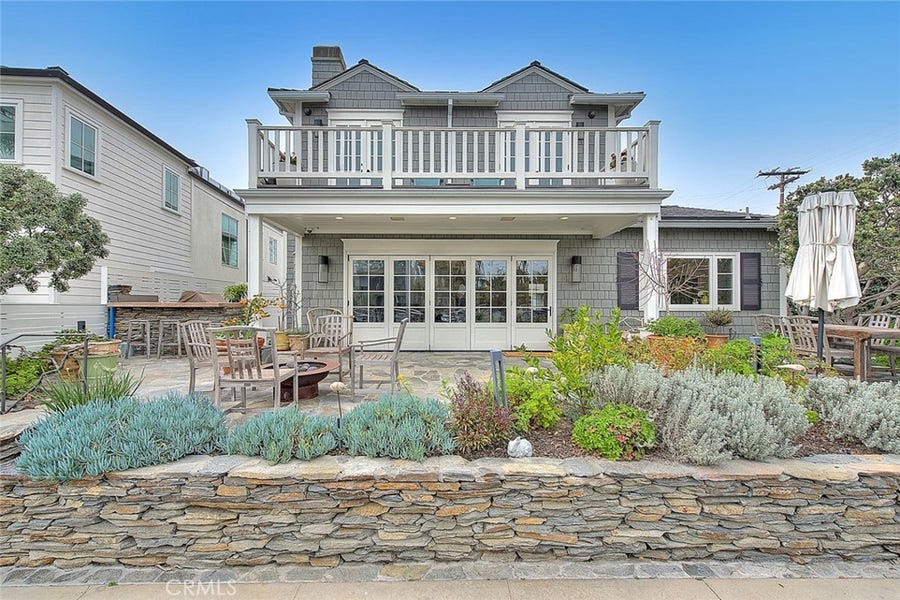 Property photo for 5590 E The Toledo, Long Beach, CA