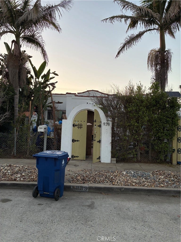 Property photo for 939 Victoria, Venice, CA
