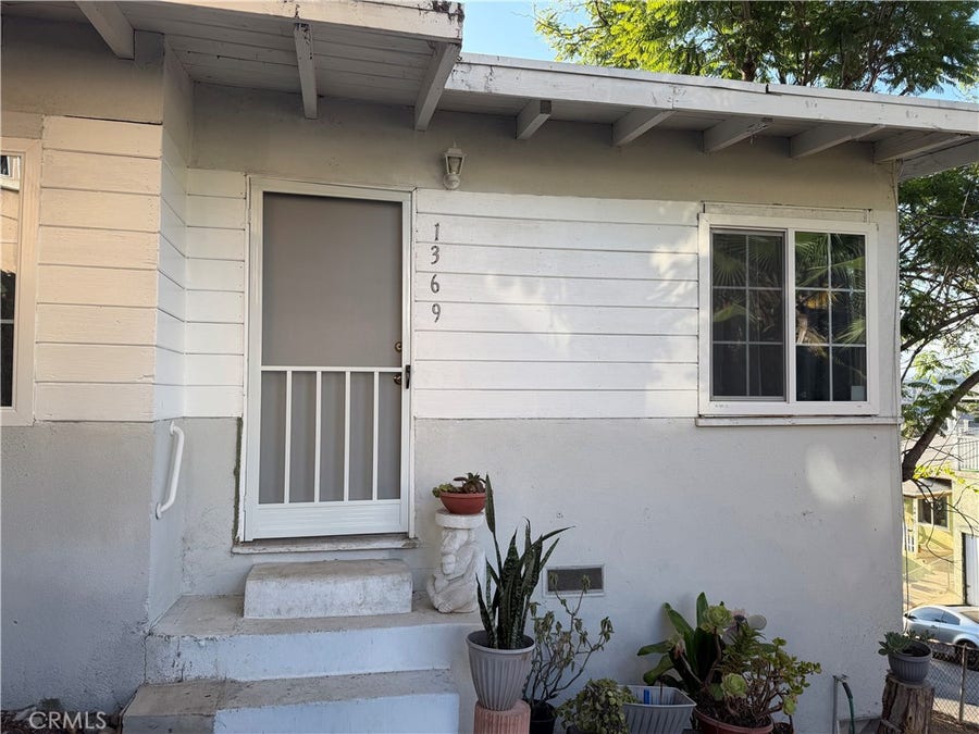 Property photo for 1369 Volney, Los Angeles, CA