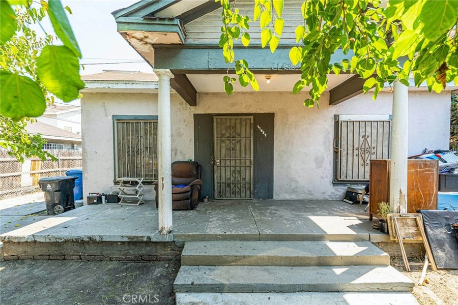 Property photo for 11422 Willowbrook, Los Angeles, CA