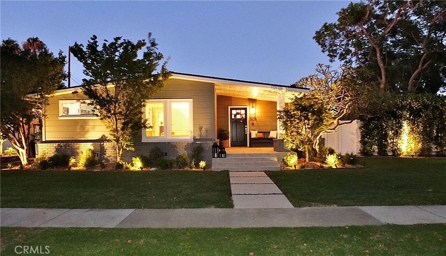 Property photo for 3628 Stearnlee, Long Beach, CA