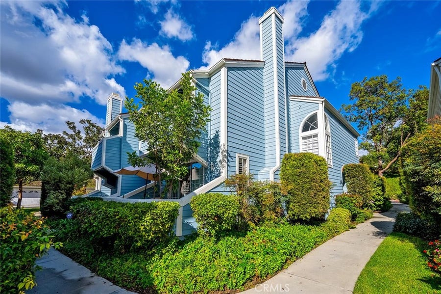 Property photo for 620 Holdbrook Court, #101, Long Beach, CA