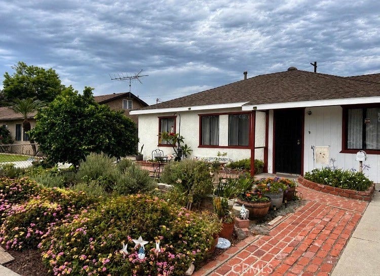 Property photo for 13825 Carfax Avenue, Bellflower, CA