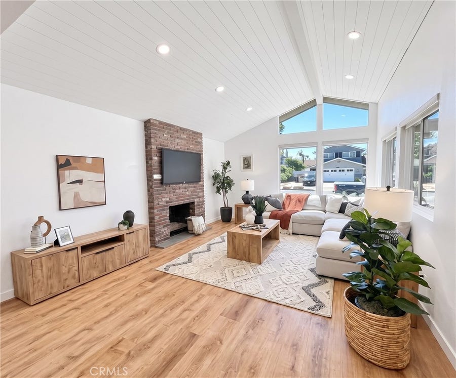 Property photo for 1517 E Riverview, Orange, CA