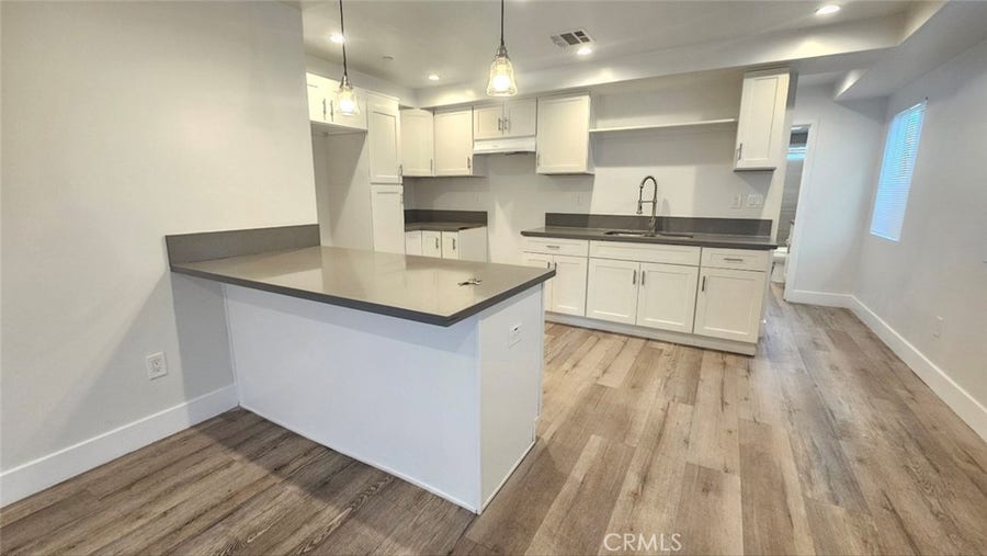 Property photo for 10962 Avalon, Los Angeles, CA