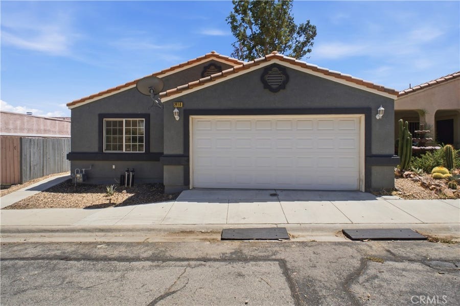 Property photo for 2416 Panorama, Rosamond, CA