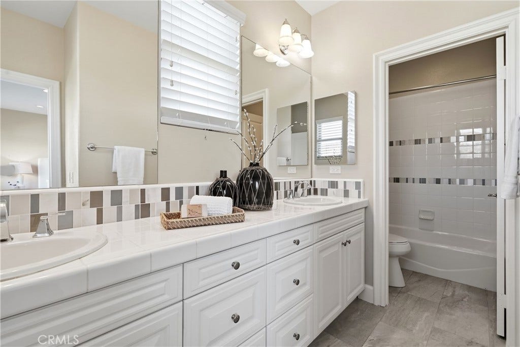 31800 Paseo Tarazona, San Juan Capistrano, CA 92675 31800 Paseo Tarazona, San Juan Capistrano, CA 92675