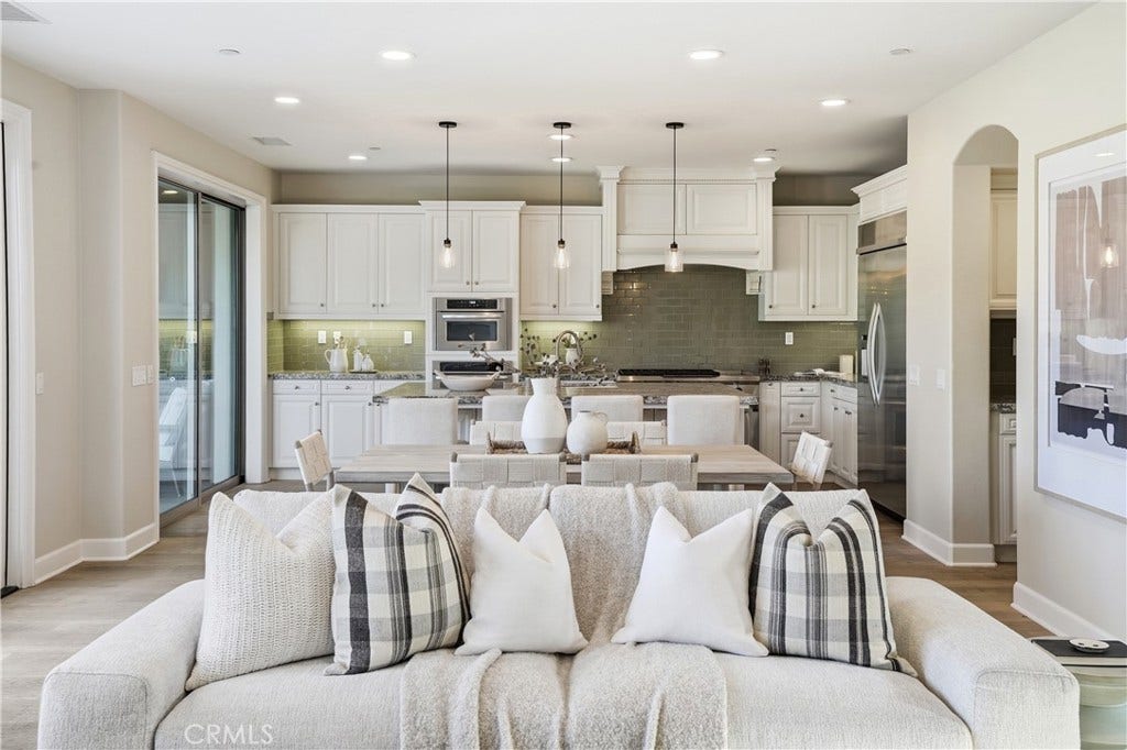 31800 Paseo Tarazona, San Juan Capistrano, CA 92675 31800 Paseo Tarazona, San Juan Capistrano, CA 92675