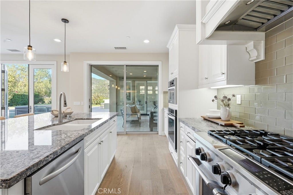 31800 Paseo Tarazona, San Juan Capistrano, CA 92675 31800 Paseo Tarazona, San Juan Capistrano, CA 92675