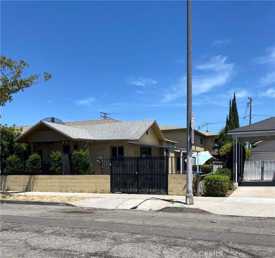 Property photo for 1780 Lewis, Long Beach, CA