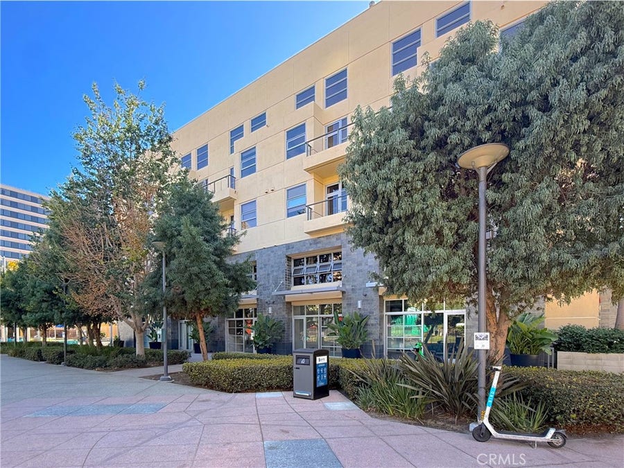 Property photo for 133 The Promenade N, #107, Long Beach, CA