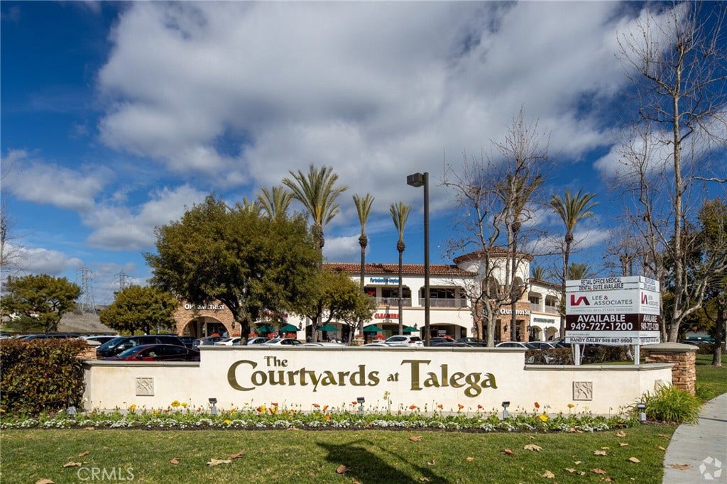 1051 Avenida Pico, #B, San Clemente, CA 92673 1051 Avenida Pico, #B, San Clemente, CA 92673