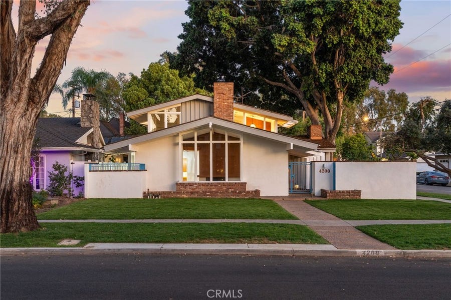 Property photo for 4200 Country Club, Long Beach, CA