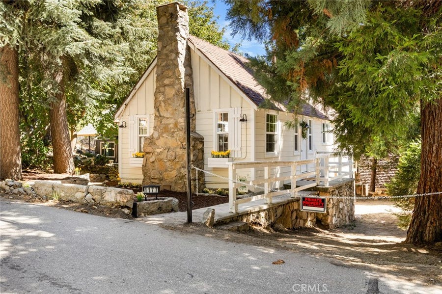 Property photo for 1177 Bear Springs Road, Rimforest, CA