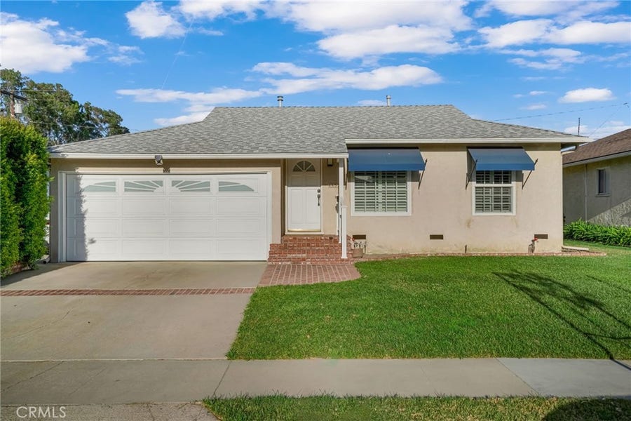 Property photo for 4852 Coldbrook, Lakewood, CA