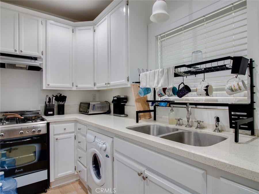 Property photo for 323 W 4th.   Unit 101, #101, Long Beach, CA